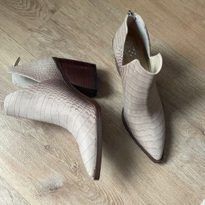 Vince Camuto Gigietta Bootie